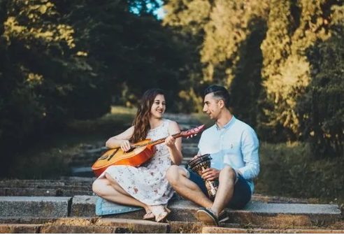 摩羯座男生喜欢什么样的女生? 摩羯座男生喜欢什么样的女生?