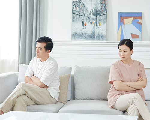 我看家婆就觉得恶心很烦她怎么办 我看家婆就觉得恶心很烦她怎么办
