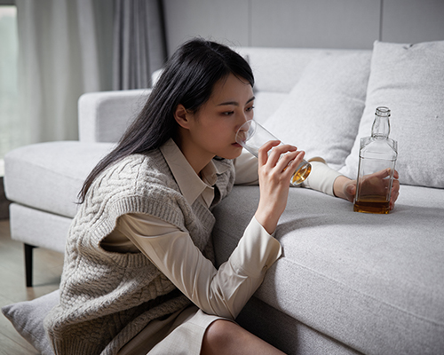 整天胡思乱想觉得老公有外遇 整天胡思乱想觉得老公有外遇
