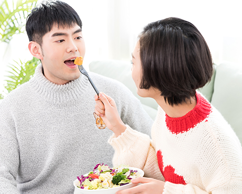 自己精神出轨如何挽回女友